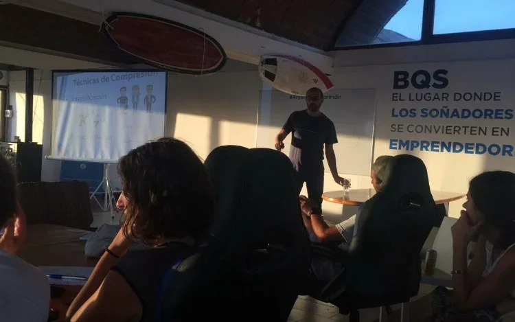 El próximo viernes 15 de Marzo, Fernando Unzue y Rodrigo Espinosa inaugurarán un espacio en San Isidro, con los pies en el Mar