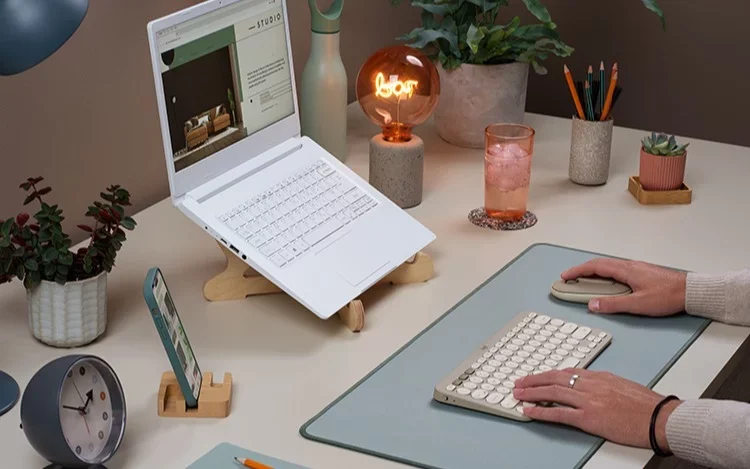 Set tech ideal para trabajar en espacios reducidos