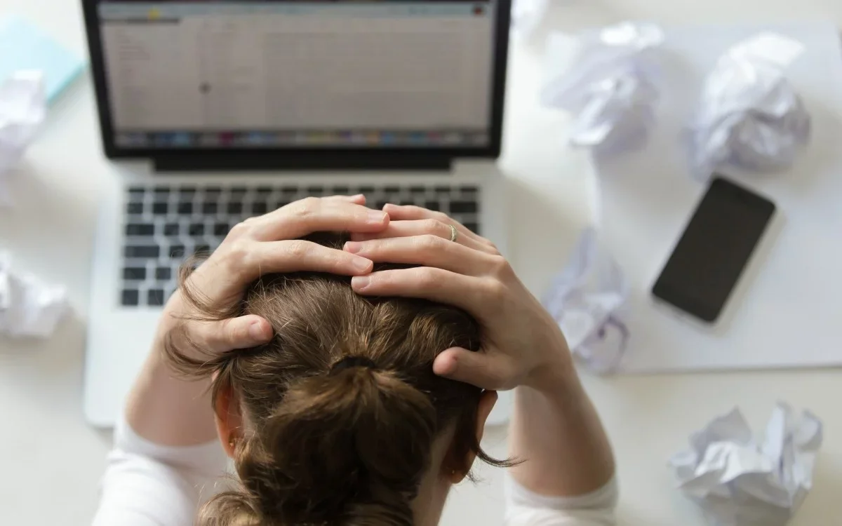 Burnout: cómo lidiar con el estrés al cierre del año laboral