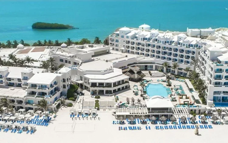 Wyndham Presenta su nueva Marca de All-Inclusive Resorts Upper Midscale - Wyndham Alltra - a través de una Nueva Alianza Estratégica con Playa Hotels &amp; Resorts