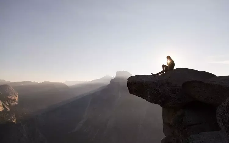 La pirámide de Maslow: cómo aplicarla en tu vida diaria