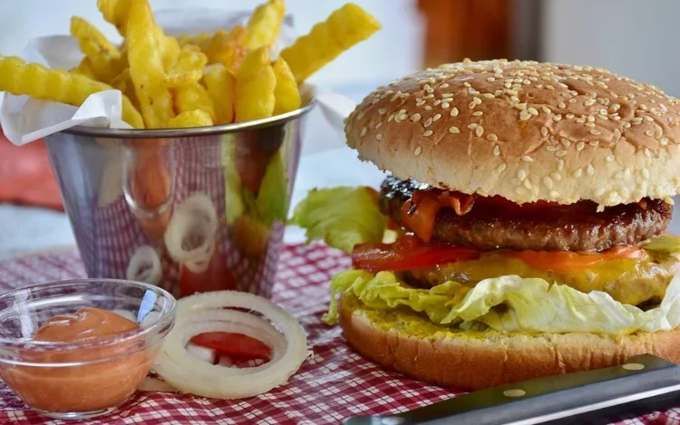 Cómo detectar las causas de la adicción a los alimentos
