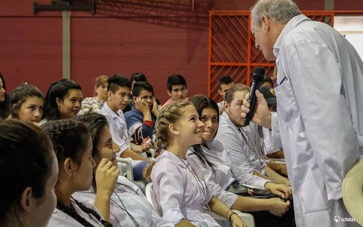 Estudiantes de la Ciudad y de las Aldeas participan juntos de Scholas en Misiones
