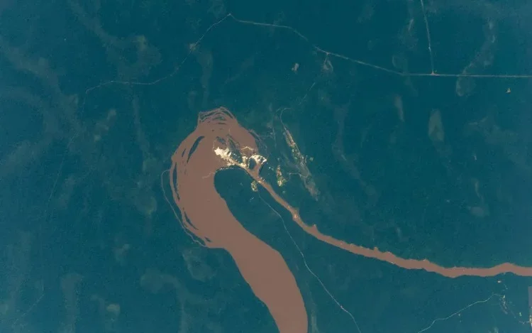 Mi viaje interestelar con la Estación Espacial en el cielo de las Cataratas del Iguazú