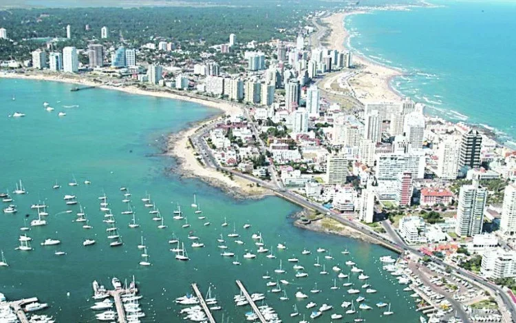 Con importantes anuncios para los turistas argentinos, Uruguay Natural lanza la temporada en la FIT