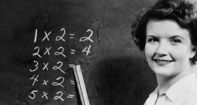 La Maestra