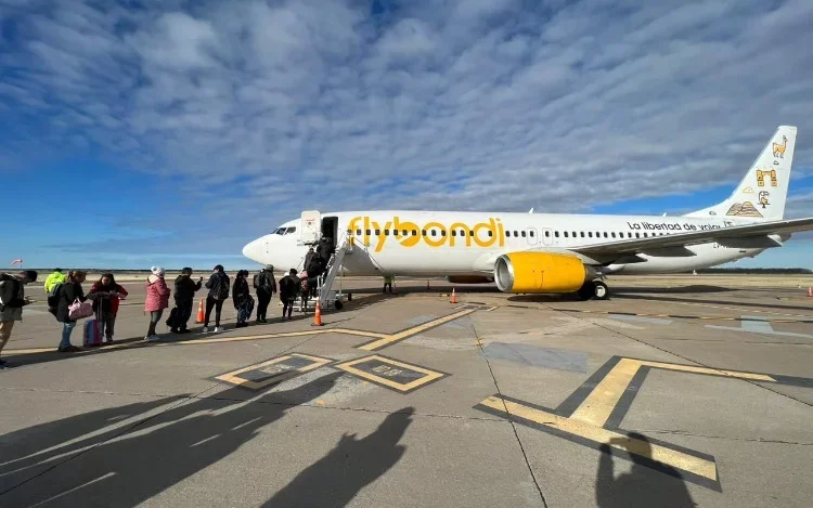 Flybondi ya vuela a Puerto Madryn