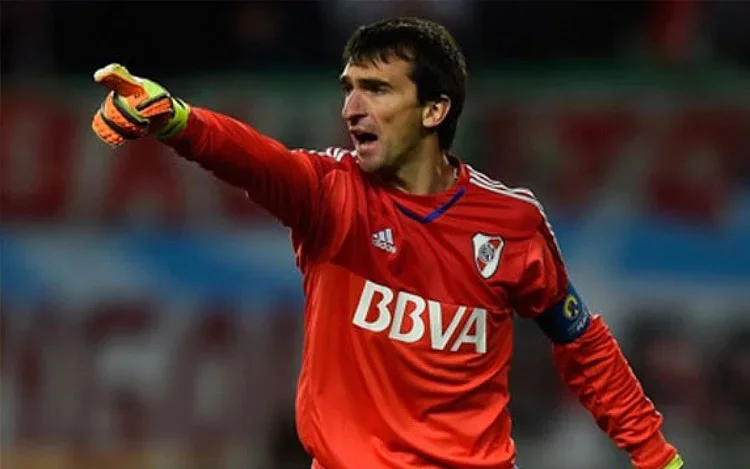 Marcelo Barovero "por Danilo"