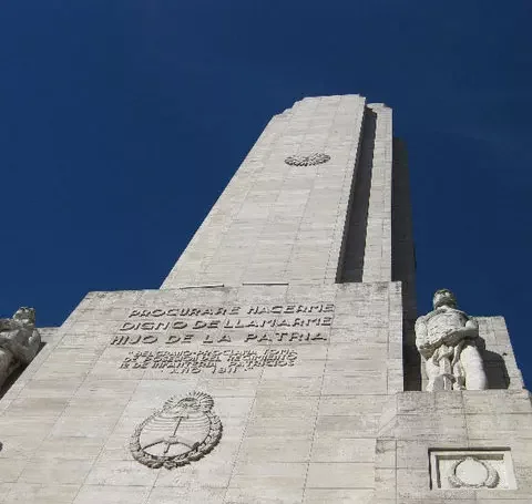 Manuel Belgrano: "Procuraré hacerme digno de llamarme hijo de la Patria"