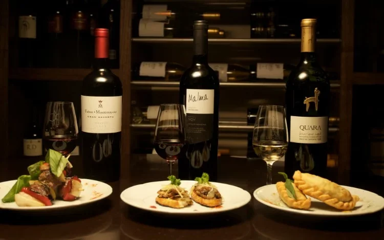 Noche de la Mujer en San Telmo histórico