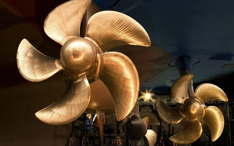 ABB gana contrato para dar energía al primer crucero de fabricación china