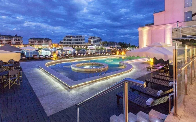 Wyndham Hotels &amp; Resorts acelera la reactivación de los viajes: presenta su iniciativa “Friends Week” con descuentos de hasta el 40%