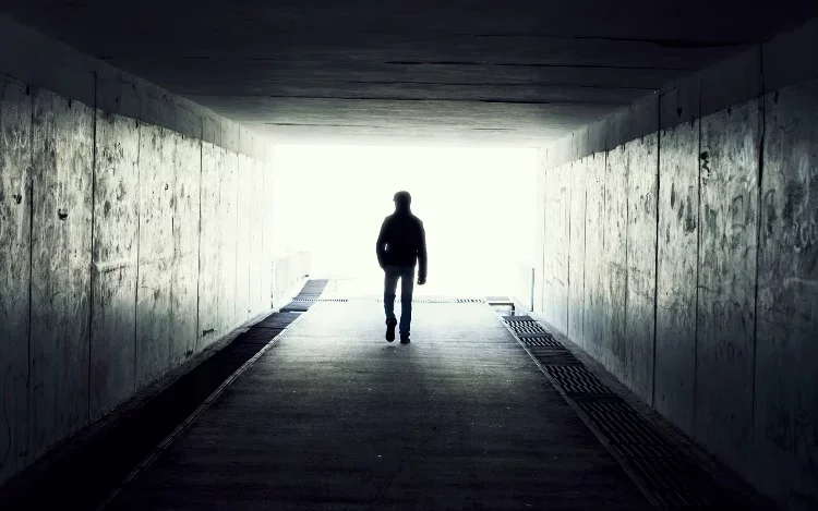 ¿Qué significan las experiencias cercanas a la muerte y por qué nos fascinan?