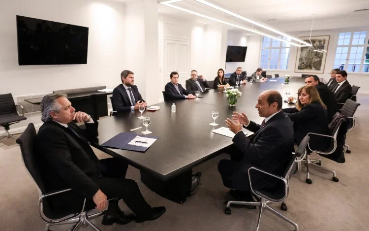Directivos de entidades hoteleras, gastronómicas y turísticas se reunieron con el Presidente Alberto Fernández para pedir medidas de auxilio al sector