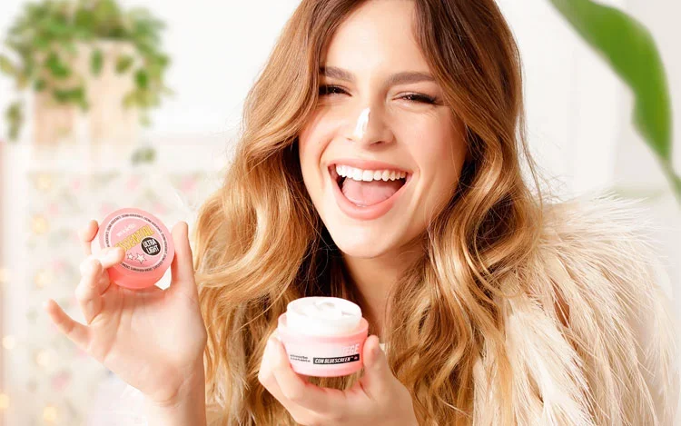 Violetta Cosméticos expande su negocio con el lanzamiento de su e-commerce